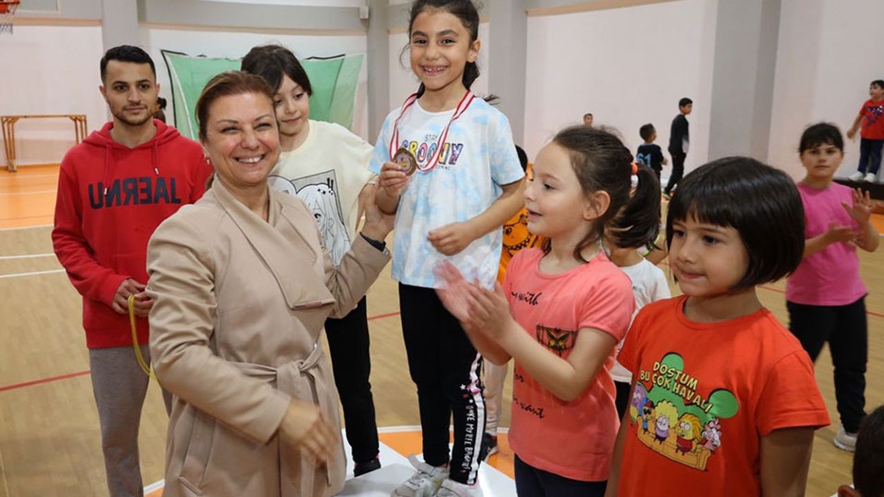 Safranbolu'da "Geleneksel Türk Çocuk Oyunları Yarışması" düzenlendi