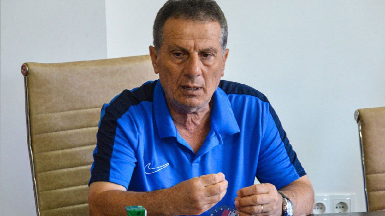 Düzcespor Teknik Direktörü Adnan Şentürk: “Yeni transferlere ihtiyacımız var”