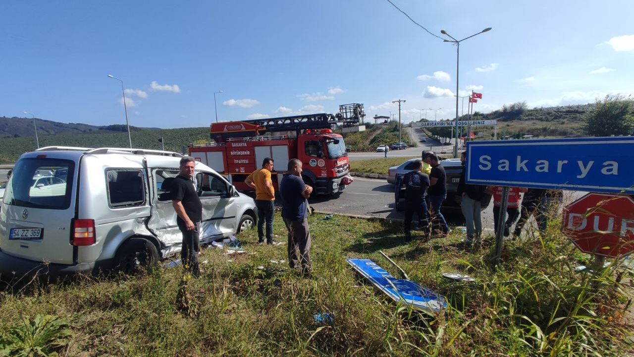 Sakarya’da duble yolda kaza: 7 yaralı