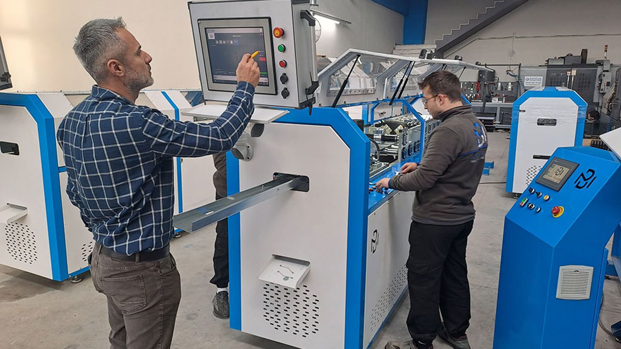 Sakaryalı girişimci KOSGEB'den aldığı destekle makine üretiyor
