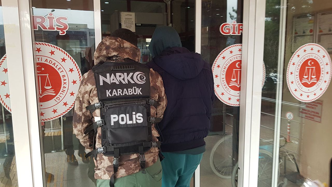 Karabük'te uyuşturucu ile yakalanan 4 şüpheliden 1'i tutuklandı
