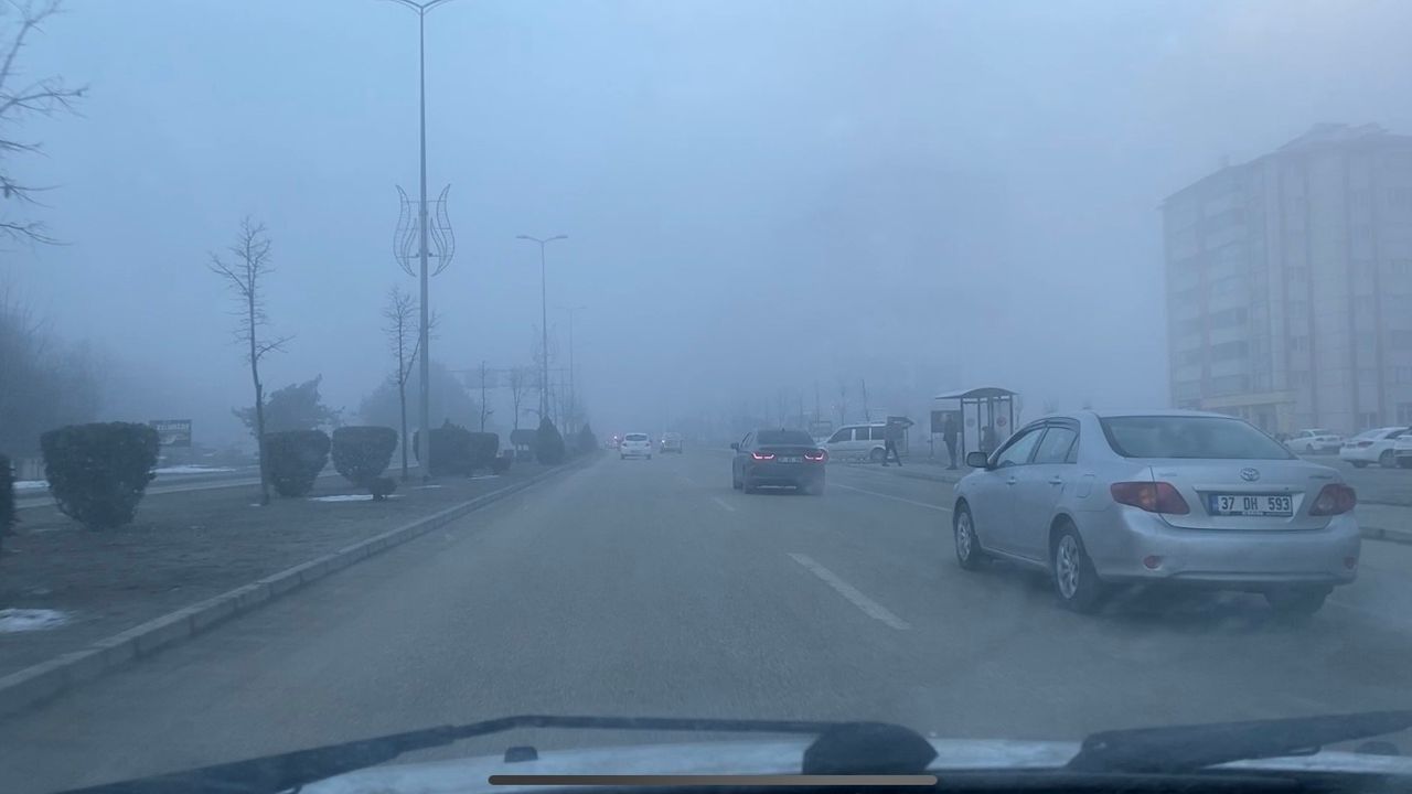 Kastamonu'da yoğun sis etkili oldu