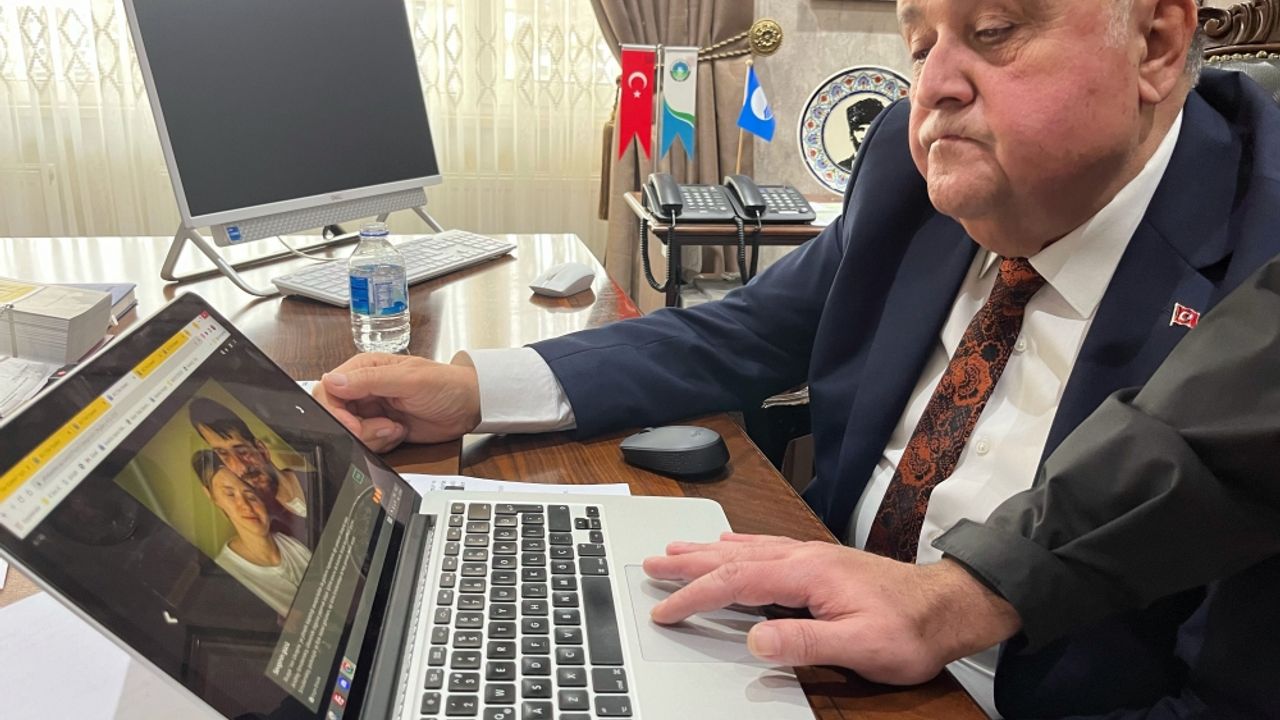 Bartın Belediye Başkanı Fırıncıoğlu, AA'nın "Yılın Kareleri" oylamasına katıldı
