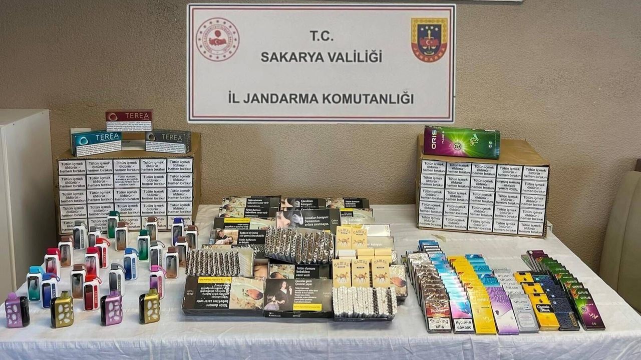 Sakarya'da kaçakçılık operasyonunda 4 kişi yakalandı