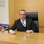Uzun yılların tecrübesi yeni ofisinde vatandaşlarla buluşuyor