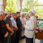 55 yıllık hayat arkadaşını son yolculuğuna uğurladı