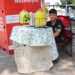 14 yaşında, limonatayla 3 asgari ücret kazandı