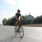Hem pistte hem pedalda milli gurur: Türkiye’yi temsil ediyor