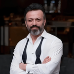 Ünlü oyuncu evinde ölü bulundu