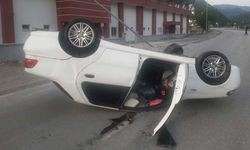 Takla Atan Otomobildeki 4 Kişi Yaralandı