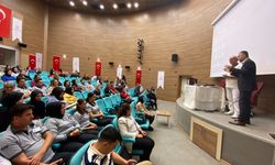 Sağlık personeline iletişim eğitimi