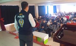 Karabük’te öğrenciler siber suçlara karşı bilgilendirildi