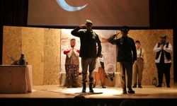 KBÜ'de "Kurtuluş Anadolu" adlı tiyatro gösterimi