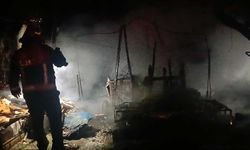 Sakarya'da korkutan yangın: Baraka alev alev yandı