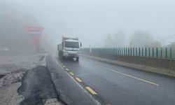 Bolu Dağı'nda sis ve yağış etkili oluyor