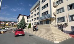 Uyuşturucu operasyonlarında yakalanan 3 kişiden 2'si tutuklandı