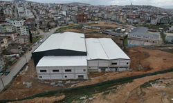 Kapalı spor salonunda çalışmalar tam gaz devam