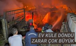 Ev küle döndü zarar çok büyük