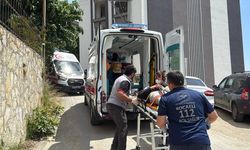 Kocaeli'de inşaatta yüksekten düşen 2 işçi yaralandı