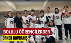 Bolu’da öğrencilerden örnek davranış