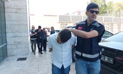 Akrabasını araba ile öldürdü