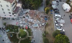 6.1'lik deprem sonrası 237 artçı sarsıntı meydana geldi! 10'u 4.0'ın üzerinde