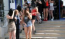 Masaj Salonu'na fuhuş operasyonu