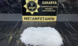 İstanbul'dan Eskişehir'e uyuşturucu götüren zanlı Sakarya'da yakalandı