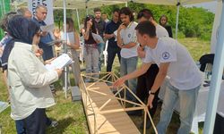 Mühendislik öğrencileri Sakarya'da 'ahşap köprü' yarışmasında buluştu