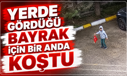 5 Yaşındaki Çocuktan Bayrak Hassasiyeti