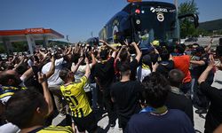 Fenerbahçe’ye Kaynaşlı'da coşkulu karşılama