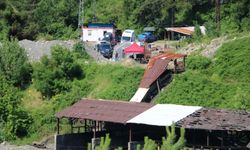 Hayatını kaybeden işçiyi çıkarma çalışmaları 4 gündür sürüyor