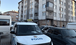 Kendisini su borusuna asarak intihar etti