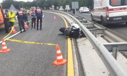 Bariyerlere çarpan motosikletin sürücüsü hayatını kaybetti
