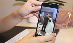 Bir tuşla hayalleri yıkıldı: Düğün videosu olmayan çift 200 bin TL tazminat kazandı