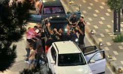 Asker uğurlama konvoyunda trafiği kapattılar meşale yaktılar