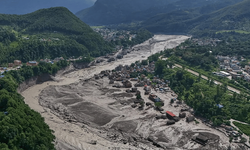 Nepal'de sel faciası büyüyor: Çok sayıda ölü ve yüzlerce kaybolan kişi var