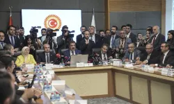 Türkiye’nin konuştuğu yasa kabul edildi 18 saat sürdü milletvekilleri arasında tansiyon yükseldi