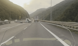 Bolu Dağı’nda tehlikeli manevra! Motosikletli son anda kurtuldu