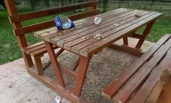 Çocuk parkında çöp rezaleti vatandaş isyan etti