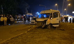 Düğün dönüşü feci kaza: 21 yaralı