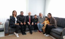 Kemal Kılıçdaroğlu Bolu’da bir ailenin evine konuk oldu