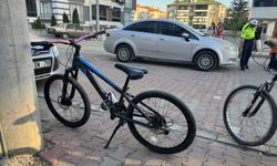 Bolu’da çocuğa otomobil çarptı!
