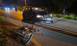 Motosikletle otomobil çarpıştı: acı haber geldi