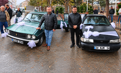 İki Araç Hayır İçin Satıldı, Gelir Camiye Bağışlandı