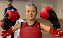 Minik sporcu ringde tarih yazdı! Cumhuriyet Kupası'nda altın madalya