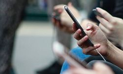 Yüz binlerce cep telefonu 3 gün sonra kullanıma kapatılacak