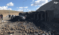 Tır ve otomobilin çarpıştı feci kazada 4 kişi öldü