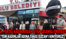  AK PARTİLİ KADINLARDAN SİYAH ÇELENKLİ PROTESTO