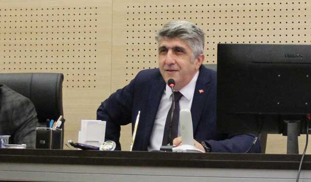 Bolu İGM Başkanı Çetinkaya, “(Düzce’nin) Açıklamaları çocukça buluyorum”